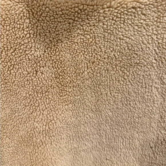 ALO Yoga Tan Sherpa Bomber Jacket - Picture 4 of 5